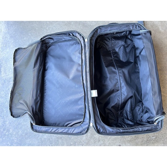 Rare Large Oakley Gear Bag 30” Rolling Luggage Duffle Suitcase Tactical Travel - Picture 13 of 16